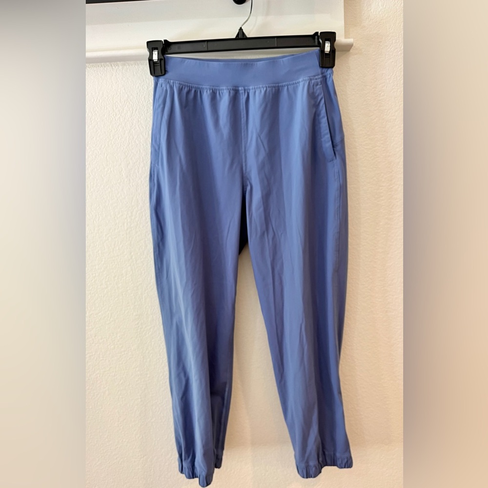 Lululemon joggers- size 4